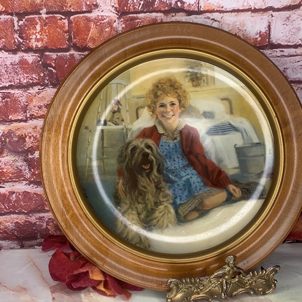 Vintage Knowles Fine China Limited Edition Framed Annie and Sandy Collec…